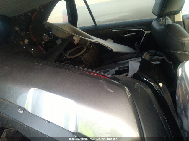 2020 Toyota RAV4, VIN: 2T3DWRFV5LW071654