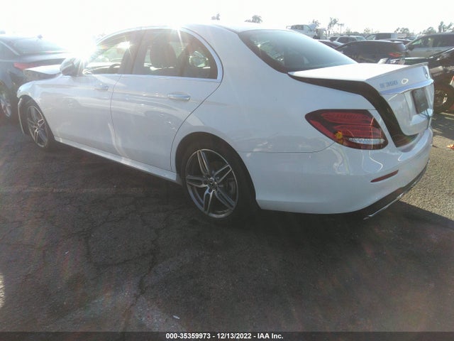 2020 Mercedes-Benz E-Class, VIN: W1KZF8DB4LA764325
