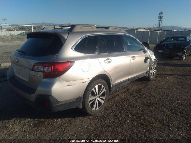 2018 Subaru Outback, VIN: 4S4BSANC9J3257133