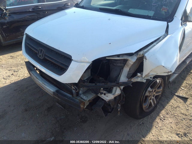 2005 HONDA PILOT EX VIN: 5FNYF18445B011641