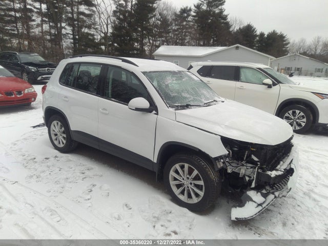 2017 VOLKSWAGEN TIGUAN VIN: WVGAV7AX0HK044280