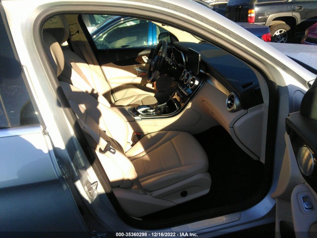 2017 Mercedes-Benz GLC-Class, VIN: WDC0G4KB6HF134757