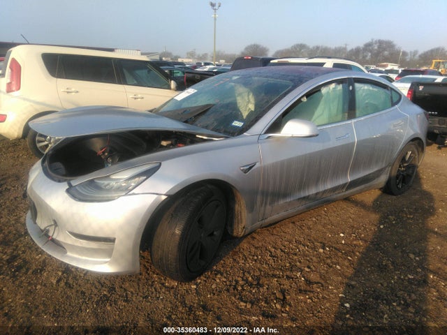 Tesla MODEL 3 2018 5YJ3E1EB4JF089945 Image 2