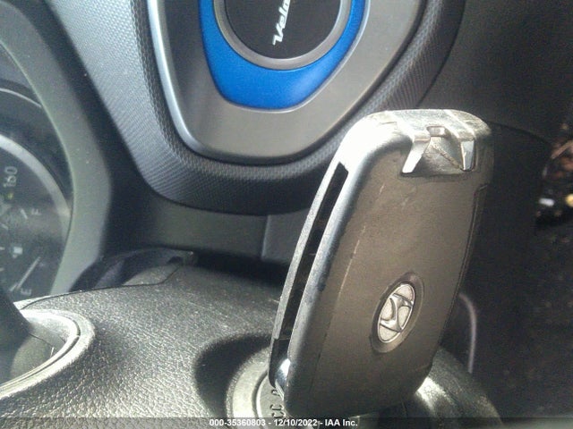 Hyundai Veloster 2.0 2019 KMHTG6AF4KU011430 Image 3
