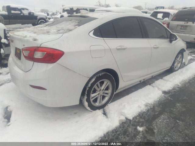 2017 Chevrolet Cruze, VIN: 1G1BE5SM5H7161902