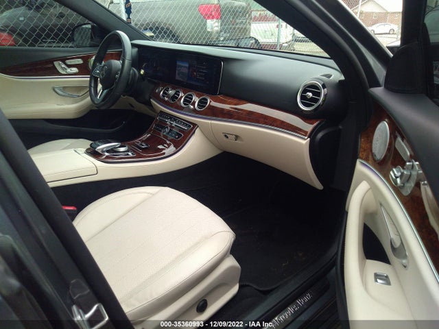 2020 Mercedes-Benz E-Class, VIN: WDDZF8DB0LA754472