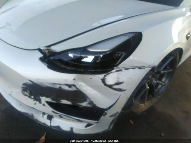 5YJ3E1EB3MF002086 Tesla MODEL 3