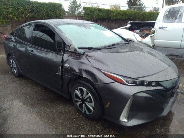 2017 Toyota Prius, VIN: JTDKARFP9H3003357