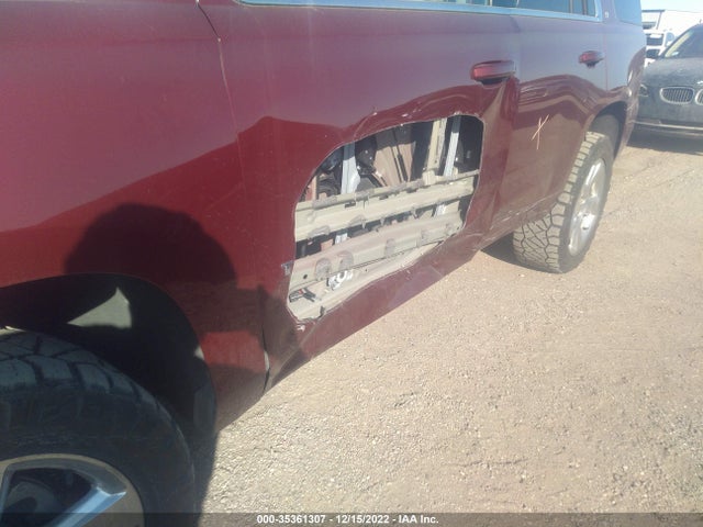 Chevrolet Tahoe Lt 2018 1GNSCBKC4JR334359 Image 6