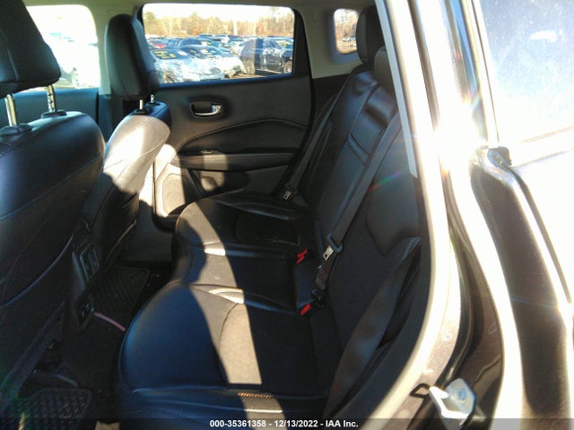 2019 JEEP COMPASS LATITUDE VIN: 3C4NJDBB1KT704092