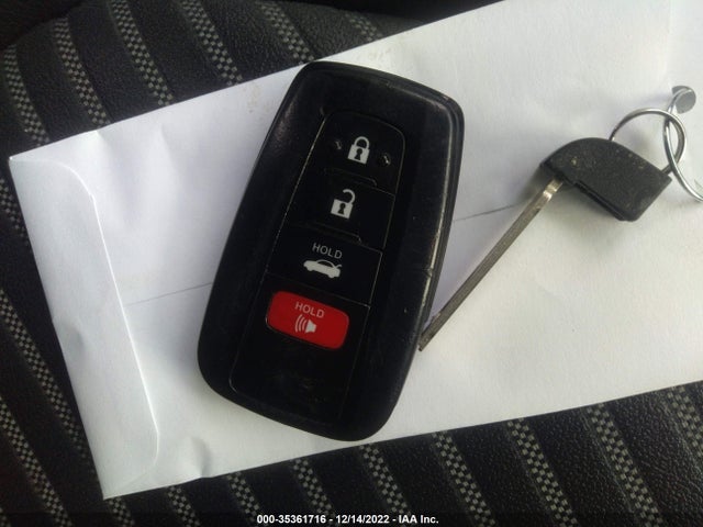 Toyota Camry 2018 4T1B11HK7JU579009 Image 3