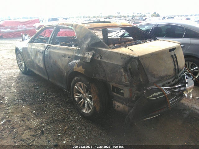 2C3CCAEG2FH884483 Chrysler 300 300c