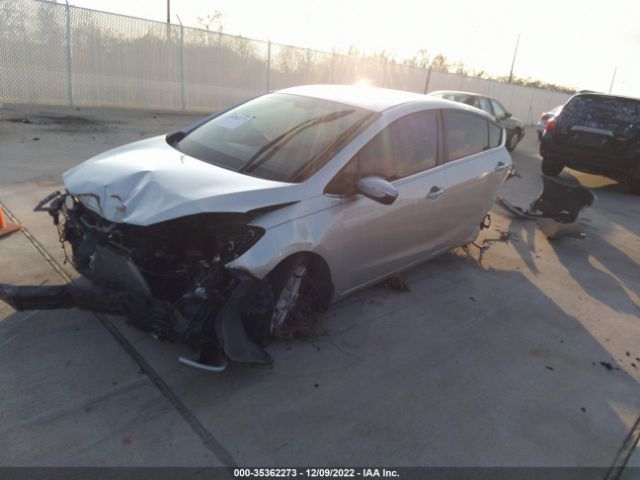 KNAFX4A8XF5263574 KIA FORTE EX