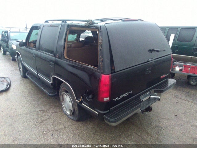 GMC Yukon 1995 1GKEK13K9SJ738948 Image 3