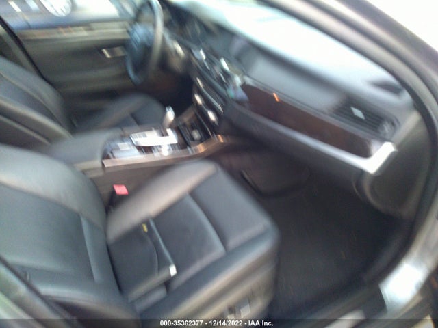 2013 BMW 5 SERIES 528I VIN: WBAXG5C59DDY37338