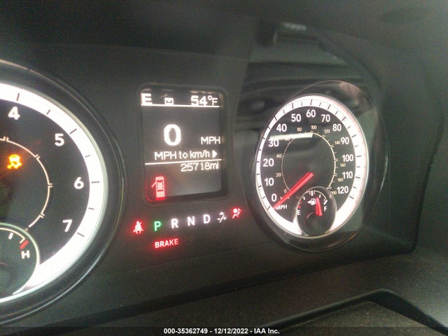 2018 RAM 1500 EXPRESS VIN: 1C6RR6KT4JS132831