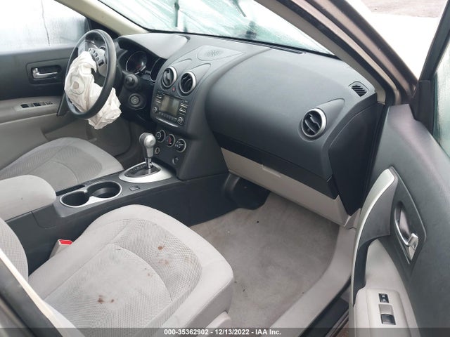 2015 NISSAN ROGUE SELECT S VIN: JN8AS5MT7FW650390