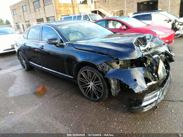 2018 Volvo S90, VIN: LVY992ML7JP016954