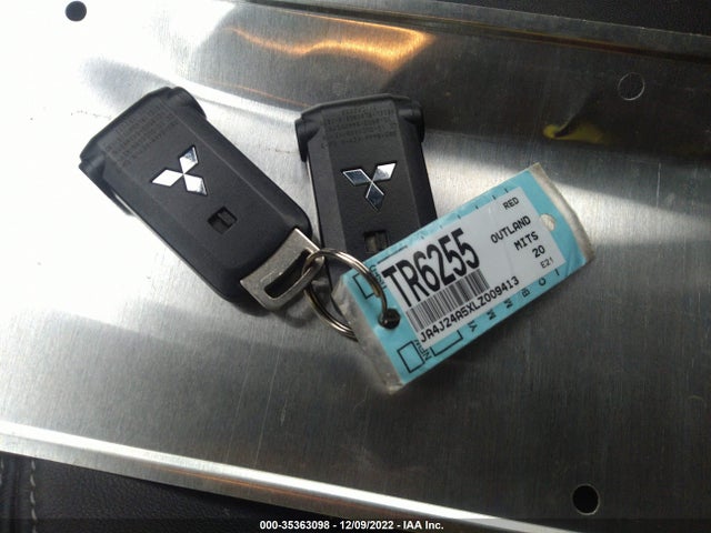 2020 Mitsubishi Outlander, VIN: JA4J24A5XLZ009413