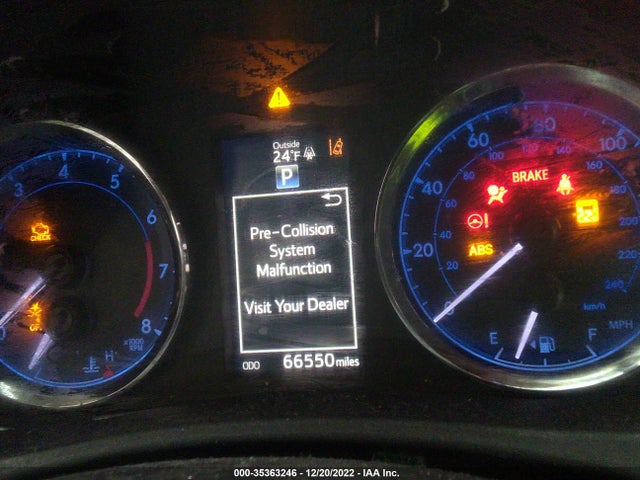 2018 TOYOTA COROLLA SE VIN: 2T1BURHE2JC093001