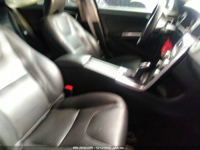 2016 Volvo V60, VIN: YV140MEK8G1306218