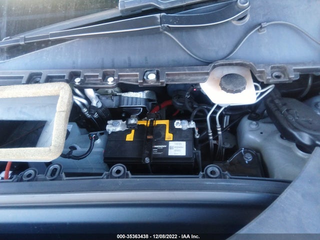 2020 Tesla Model Y, VIN: 5YJYGDEE0LF048565