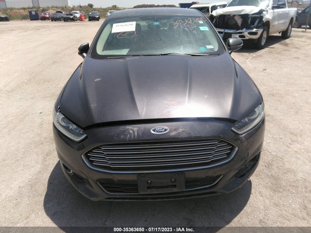 2015 FORD FUSION SE VIN: 3FA6P0HD2FR237018