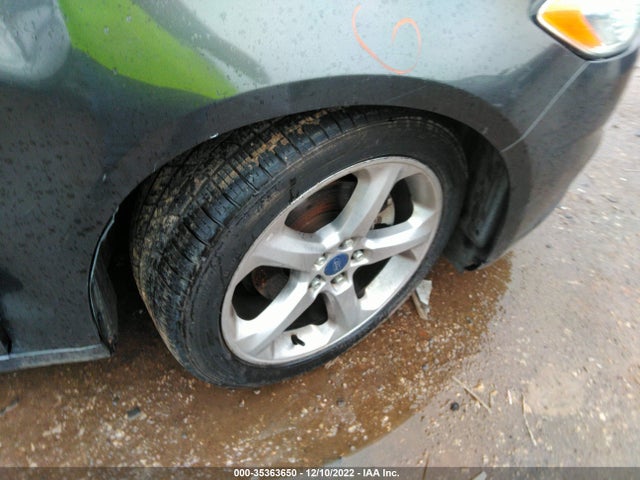 2015 FORD FUSION SE VIN: 3FA6P0HD2FR237018