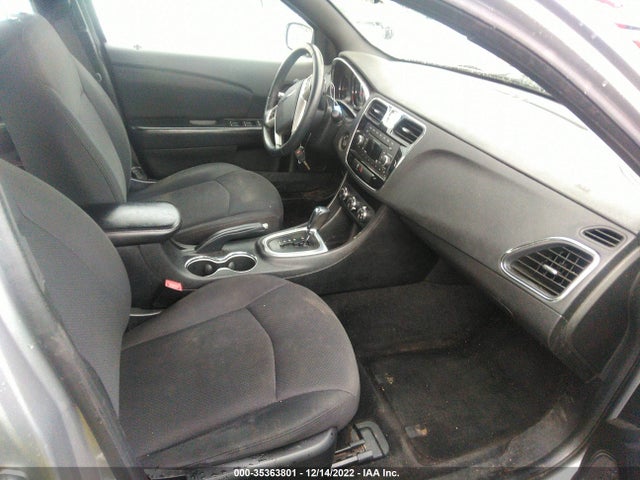 1C3CCBBG0EN118669 Chrysler 200 Touring