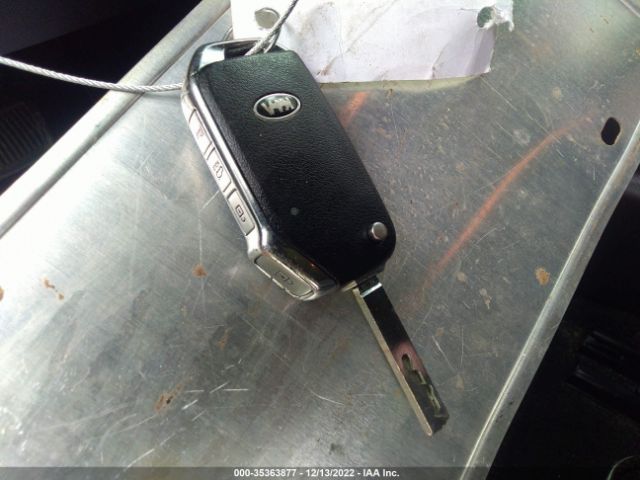 3KPF24AD7ME361252 KIA Forte Lxs