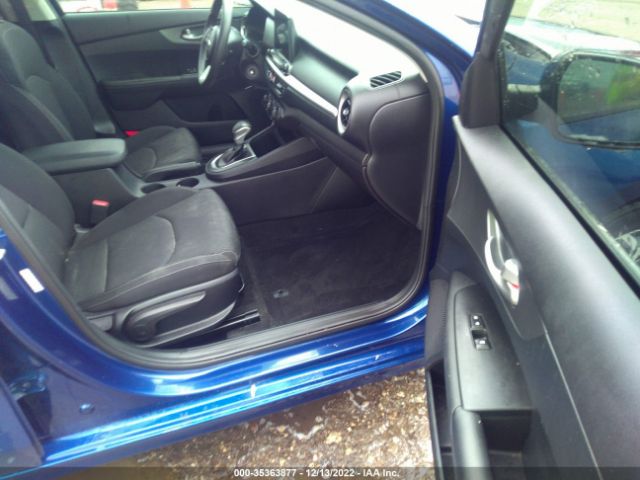 3KPF24AD7ME361252 KIA Forte Lxs