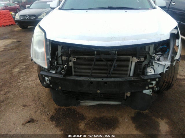 2014 Cadillac SRX, VIN: 3GYFNAE36ES641667