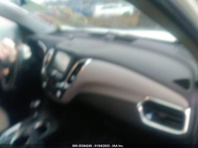 2018 Chevrolet Equinox, VIN: 3GNAXREV1JS564136