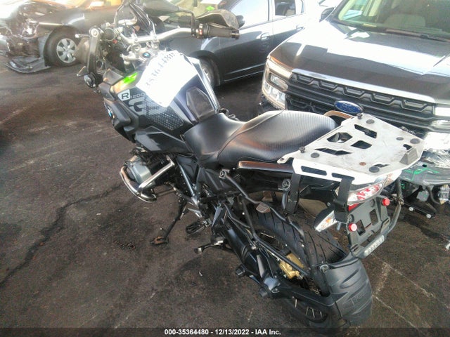 2018 BMW R1200 GS VIN: WB10A6100JZ656353