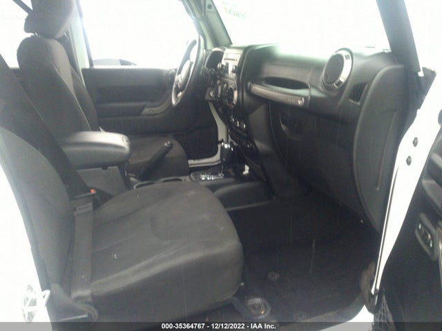 2017 Jeep Wrangler, VIN: 1C4BJWDGXHL615407