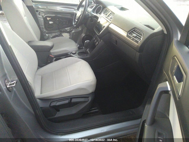 2020 Volkswagen Tiguan, VIN: 3VV2B7AX7LM098597