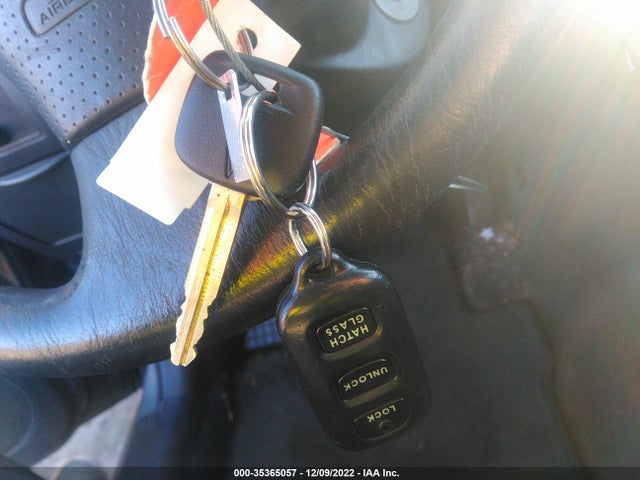 2008 PONTIAC VIBE VIN: 5Y2SL65808Z403341