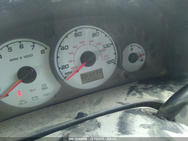 2002 FORD ESCAPE XLT VIN: 1FMCU04102KC75875