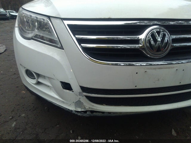 2010 Volkswagen Tiguan Wolfsburg მანქანა იყიდება აუქციონზე, vin: WVGBV7AX2AW516045, აუქციონის ნომერი: 35365286