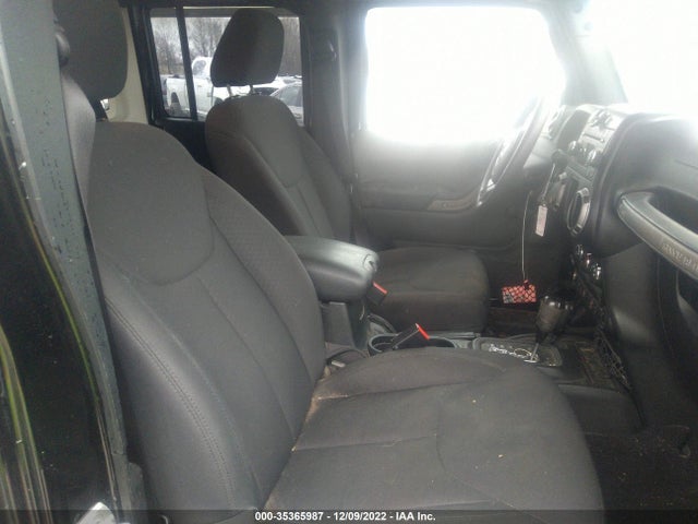 2017 Jeep Wrangler, VIN: 1C4BJWDG4HL505842