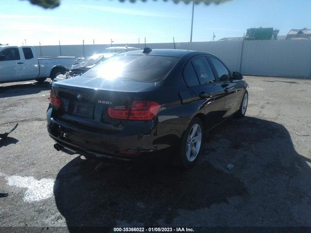 BMW 3 Series 328i 2013 WBA3A5G50DNP20235 Image 6