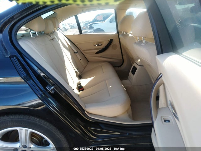 BMW 3 Series 328i 2013 WBA3A5G50DNP20235 Image 10