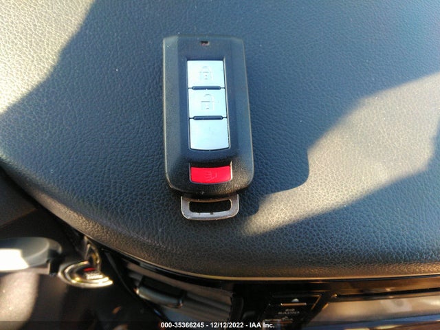2016 Mitsubishi Outlander, VIN: JA4AD3A38GZ025778