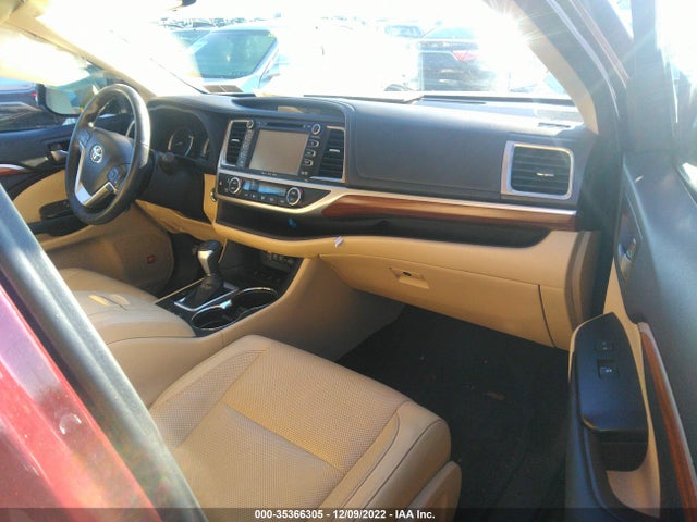 2017 Toyota Highlander, VIN: 5TDDZRFH0HS379048