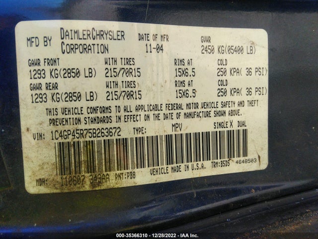 2005 CHRYSLER TOWN & COUNTRY VIN: 1C4GP45R75B263672
