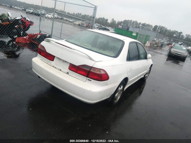 2000 HONDA ACCORD SDN EX W/LEATHER VIN: 1HGCG1653YA091449