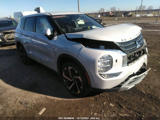 2022 Mitsubishi Outlander, VIN: JA4J4UA82NZ013933