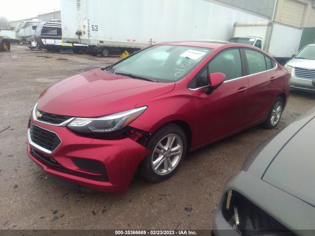 Chevrolet CRUZE LT 2017 1G1BE5SM8H7135293 Image 2