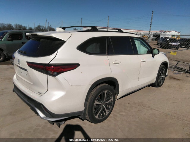 2021 Toyota Highlander, VIN: 5TDLZRAH7MS062526