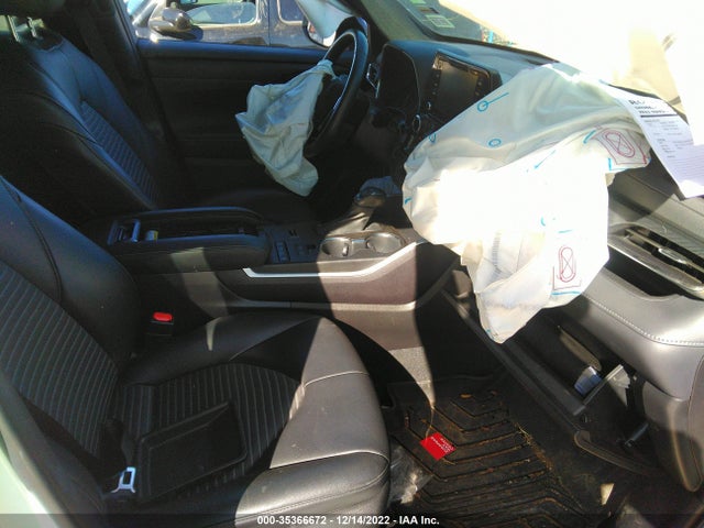 2021 Toyota Highlander, VIN: 5TDLZRAH7MS062526